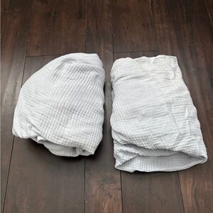 Newton Organic Cotton Crib Sheets (2)